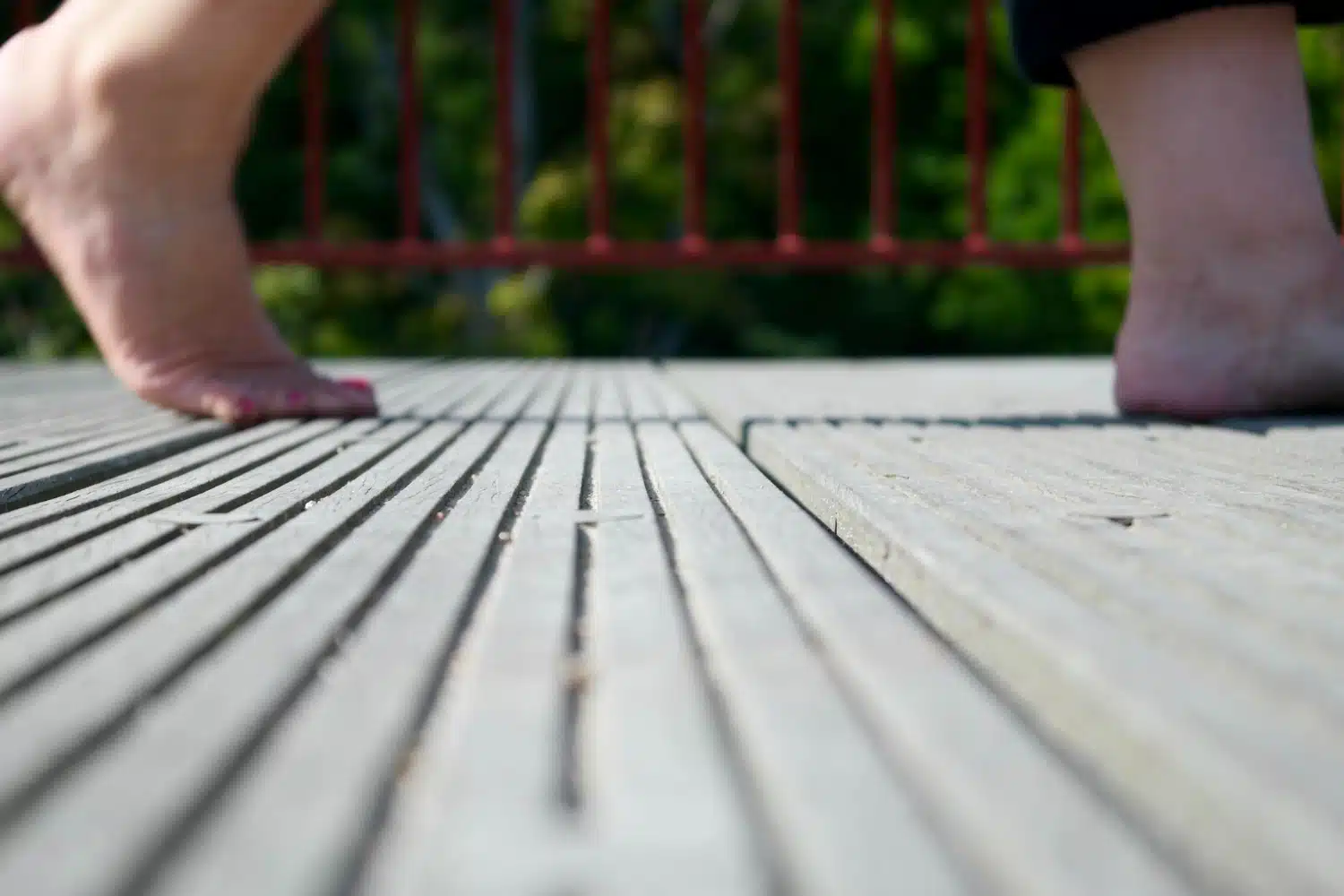 Surface antidérapante pour la terrasse.